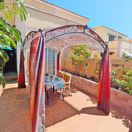 Casa Golfin * أرونا
